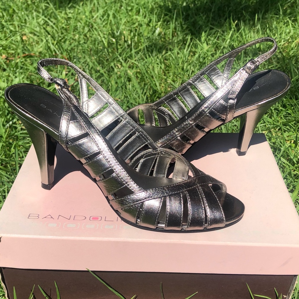 Bandolino Silver Heels - Size 7